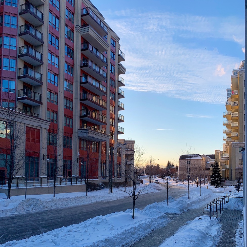 street view of a residence neighbourhood on a winter monring